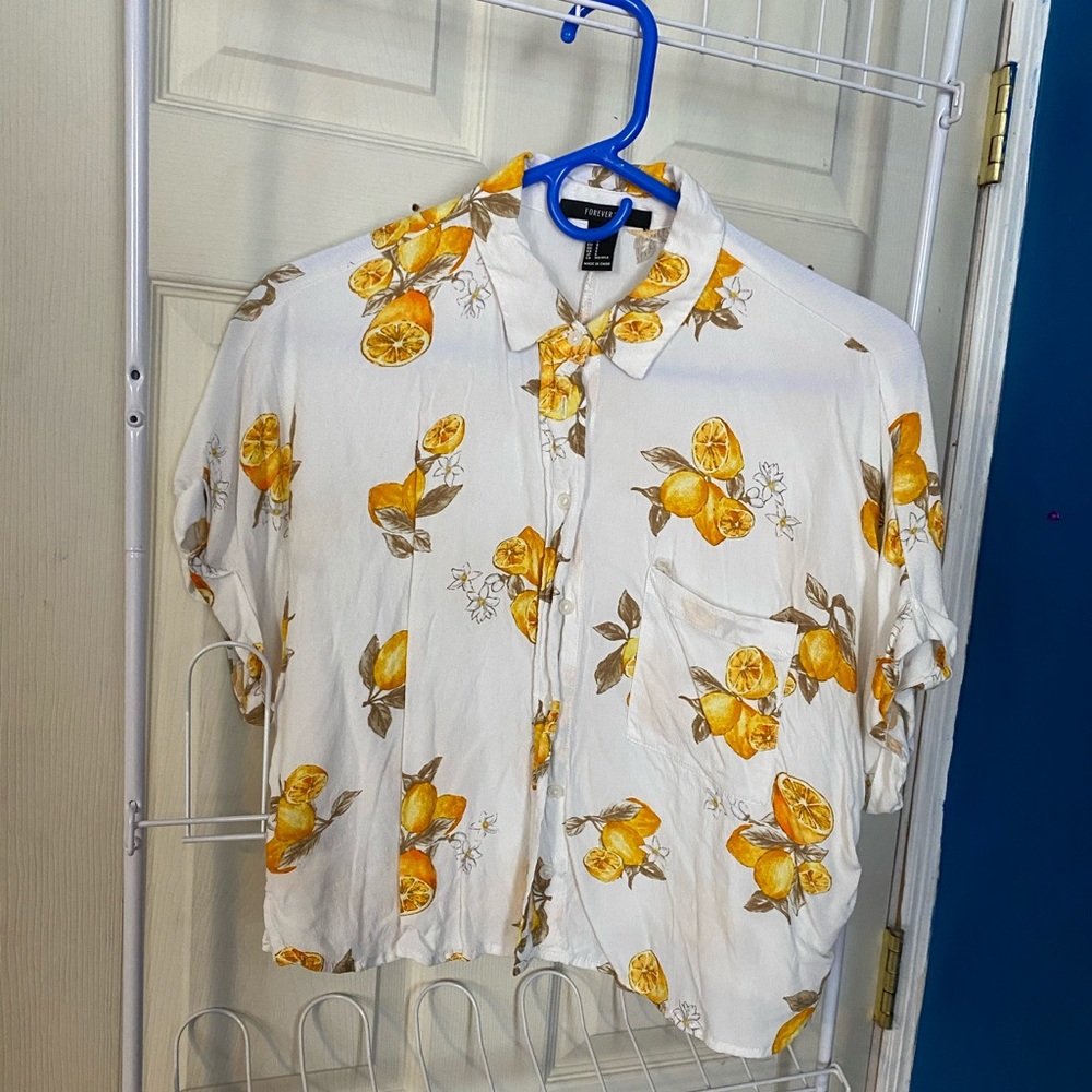 Lemon Cropped Button-down